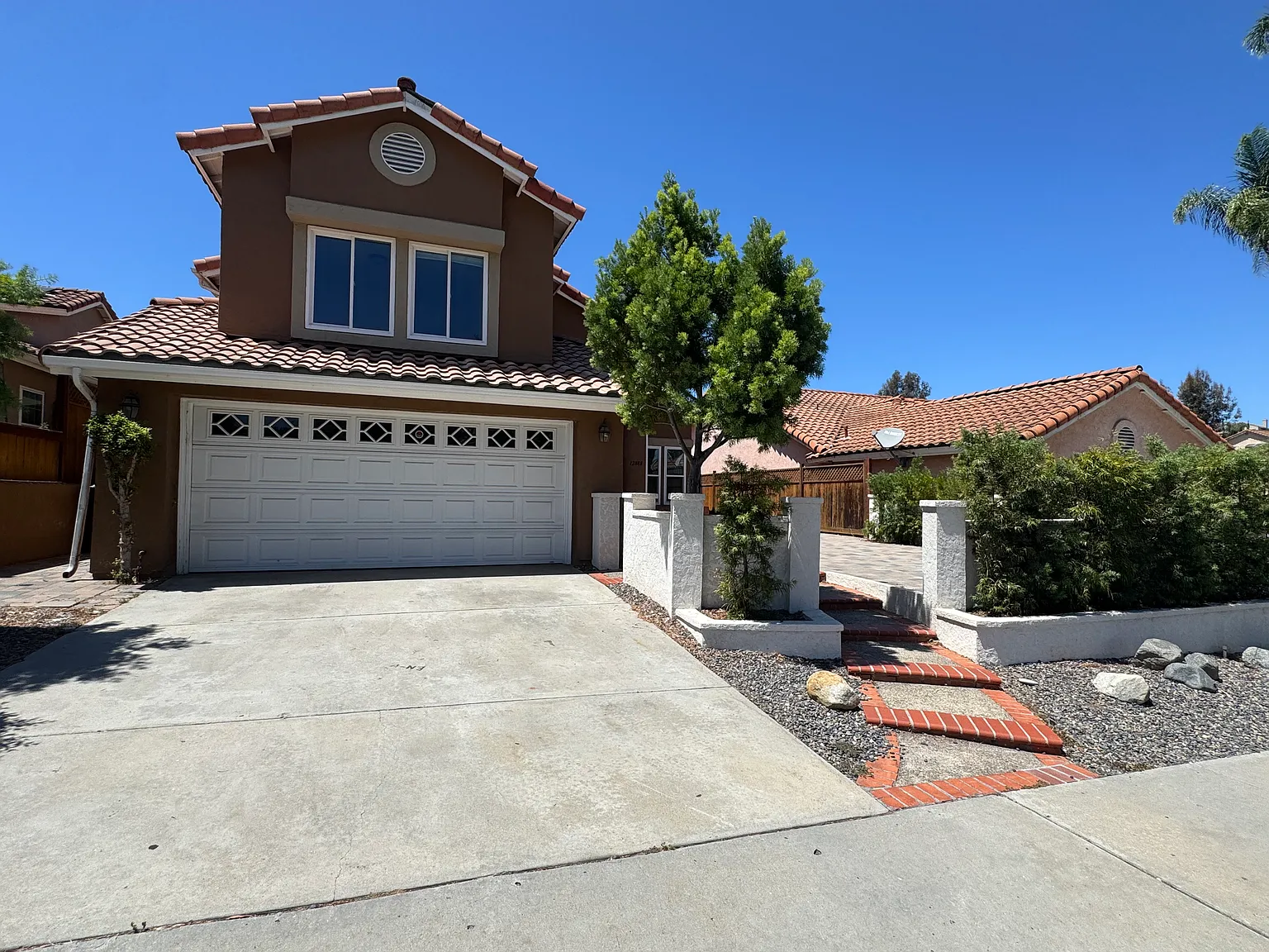5 bed, 2506 sqft, $5,500 — Photo 1