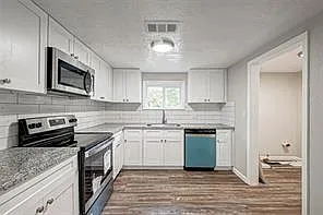 10694 Pine St — Photo 20