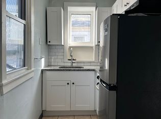 405 W 21st St APT 3, Wilmington, DE 19802
