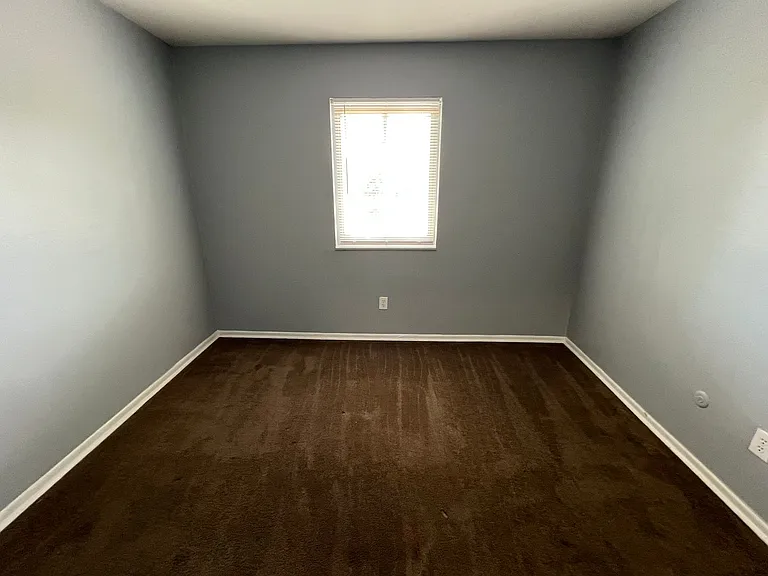 East Ridge Apartments — Photo 27