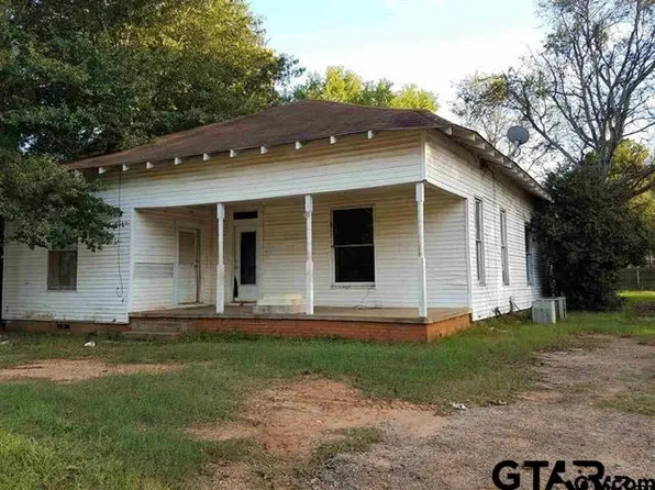 825 Henderson St, Jacksonville, TX 75766