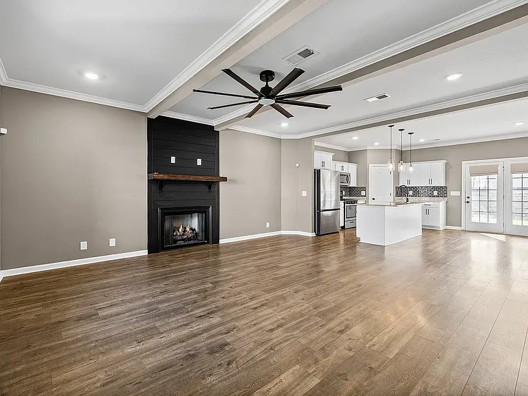 1483 Kingbird Dr — Photo 4