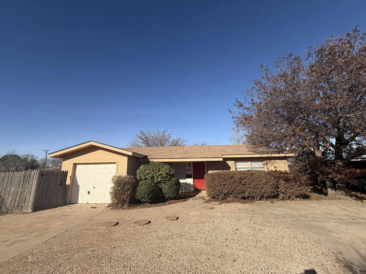 2 bed, 2.0 bath, 1089 sqft, $1,000 — Photo 2