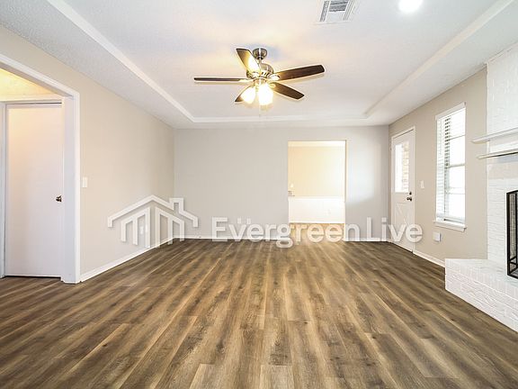 4th image of 519 Wood Hollow Ln
