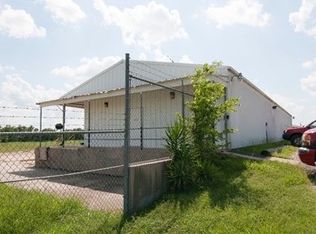 2470 Valmont Dr, Brenham, TX 77833