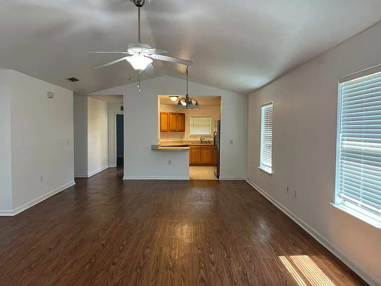 16095 NW 123rd Ave — Photo 3