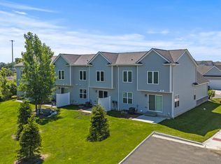 Cross Road Pines Apartments, Warren, MI 48091