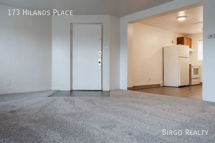 173 Hilands Pl photo 1