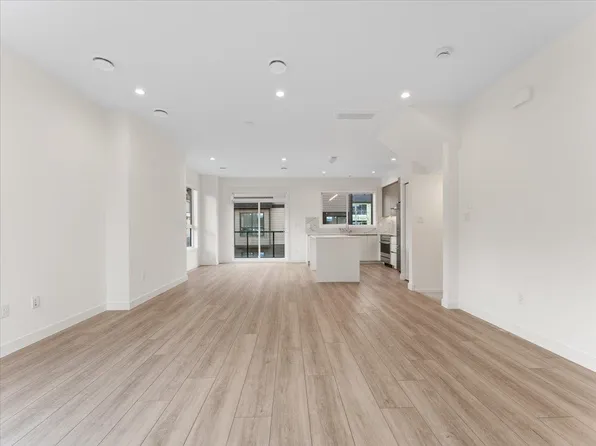 4337 Boundary Rd #34, Richmond, BC V6V 1T8