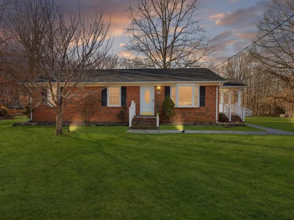 802 Izaak Walton Rd, Amherst, VA 24521