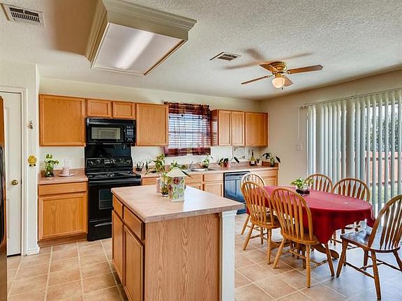 3rd image of 13329 Thome Valley Dr