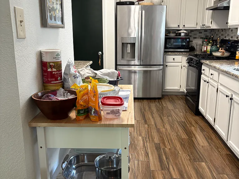 8810 Teresina Dr — Photo 32