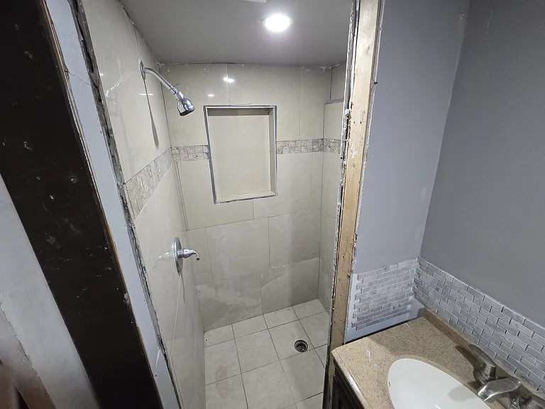 411 Cedar St — Photo 21