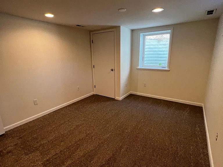 5511 N Whitehouse St — Photo 32