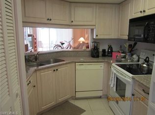 876 Gulf Pavilion Dr #104, Naples, FL 34108
