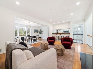 28 Mansfield Rd, Wellesley, MA 02481