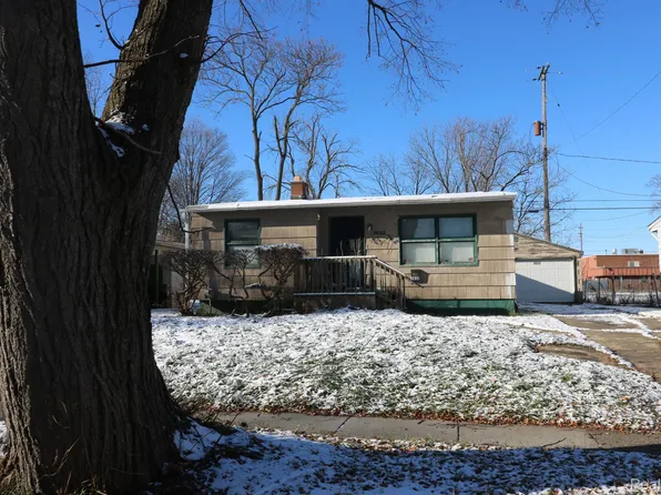 1832 Gilmartin St, Flint, MI 48503