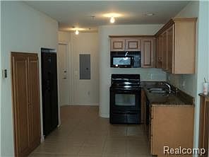 3rd image of 23 Seabreeze Dr