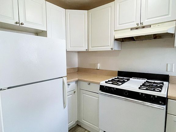 3rd image of 12 Linden St #2