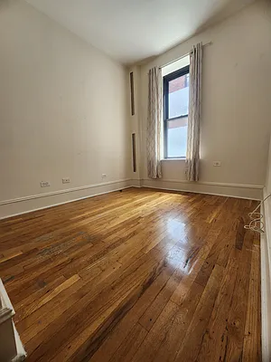 Rented by ONE Manhattan Real Estate | media 21