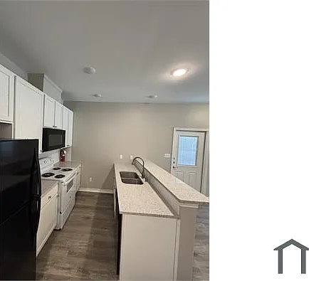 2313 Mary St — Photo 11