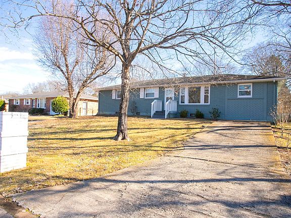 3rd image of 3178 Robwood Dr