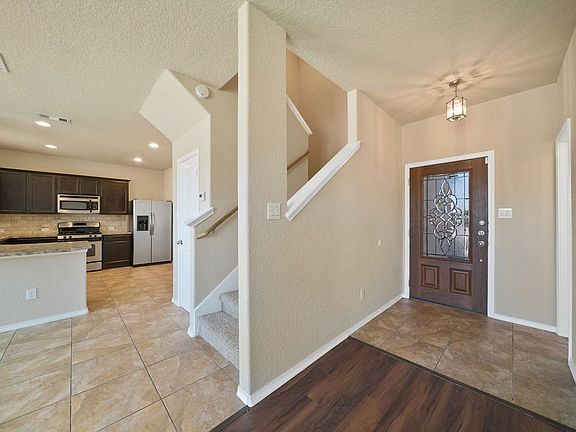 5th image of 3302 Candlemoon Dr
