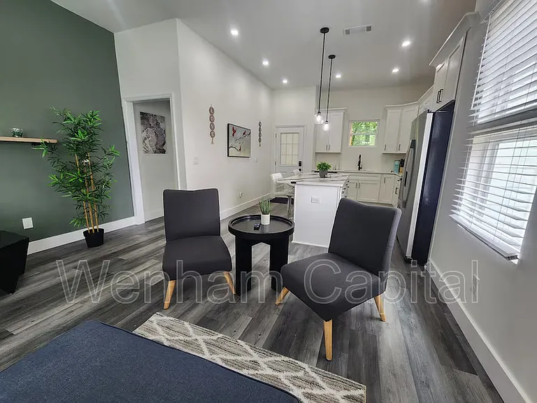 1528 Murphy Ave SW #B — Photo 10