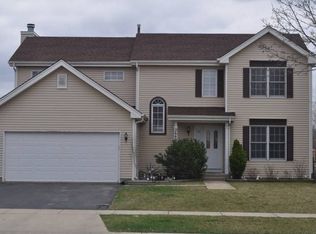 2689 Kettlehook Dr, Elgin, IL 60124