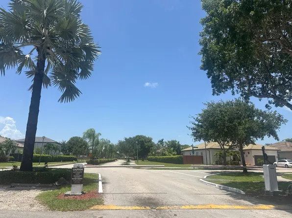 2022 SE 14th Ct, Homestead, FL 33035