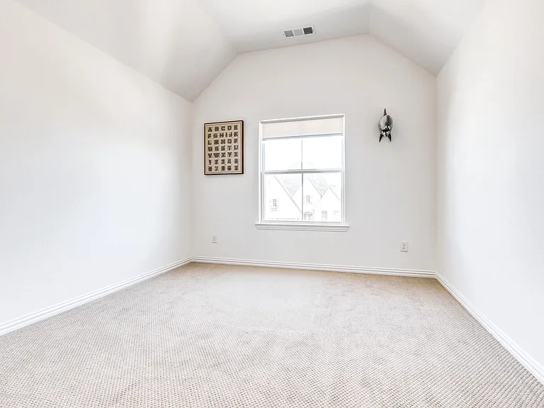4221 Sandhills Ln — Photo 22