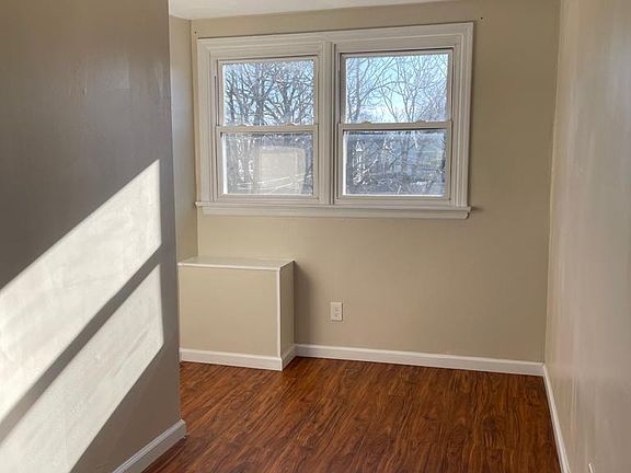 2nd image of 98 N 16th St