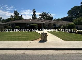 500 Starmount Ln, Bakersfield, CA 93309