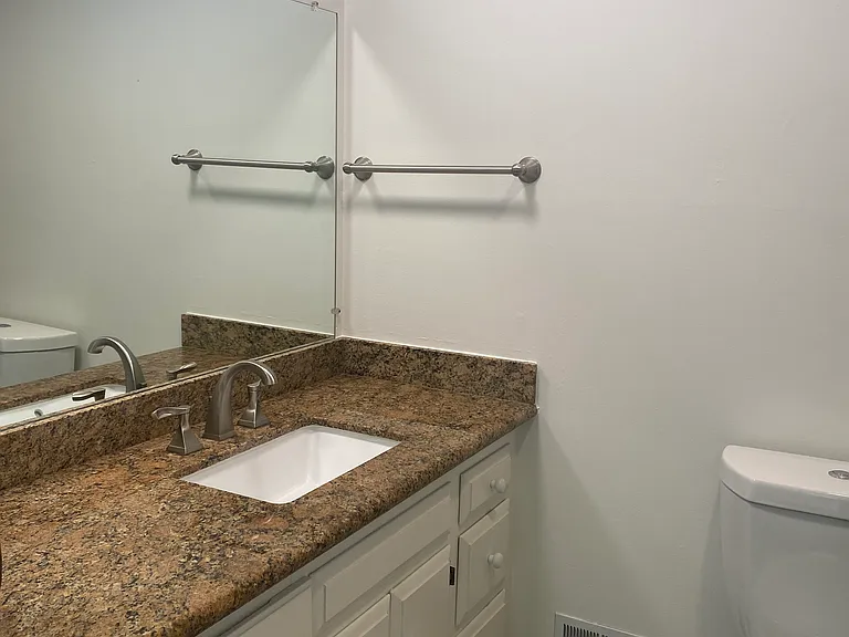 7358 Oakmont Dr — Photo 10