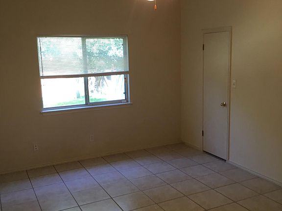 3rd image of 11211 Quail Pass