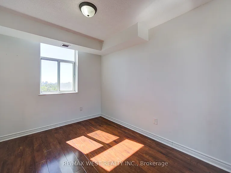 3559 Eglinton Ave W #1309 — Photo 27