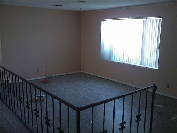 3rd image of 4825 Idaho Ave