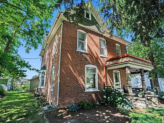 5th image of 400 W Waterford St