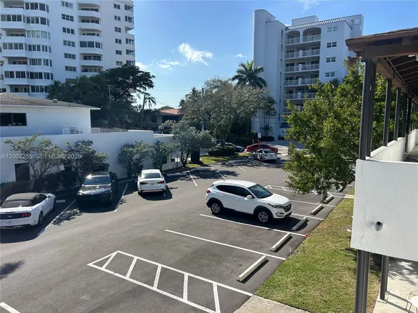 300 Sunset Dr APT 7, Fort Lauderdale, FL 33301