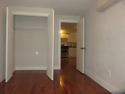 Rented by Rennit Inc. | media 21