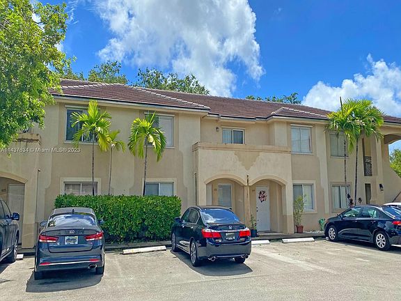 5th image of 6676 SW 115th Ct APT 405