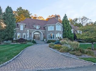 205 Stokes Farm Rd, Franklin Lakes, NJ 07417