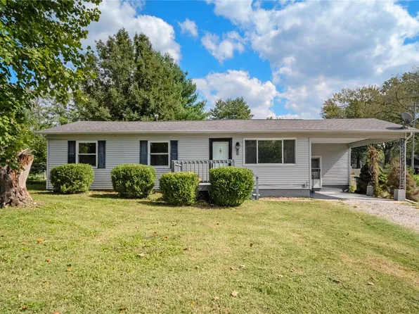 210 Edgewood Dr, Belleville, IL 62223
