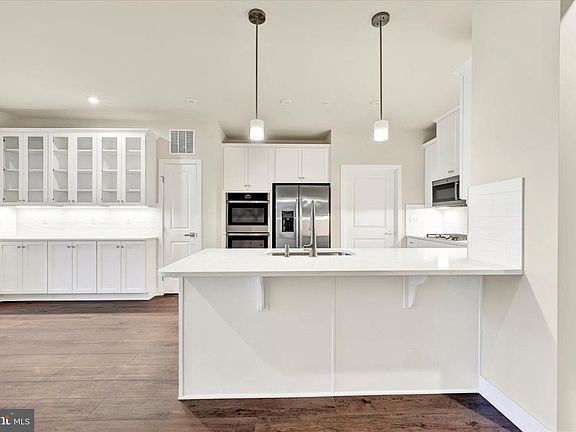 3rd image of 3507 Joylynne Way Spec 1A