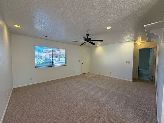 5th image of 585 N Westridge Dr APT 2