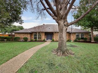6909 Spanky Branch Dr, Dallas, TX 75248