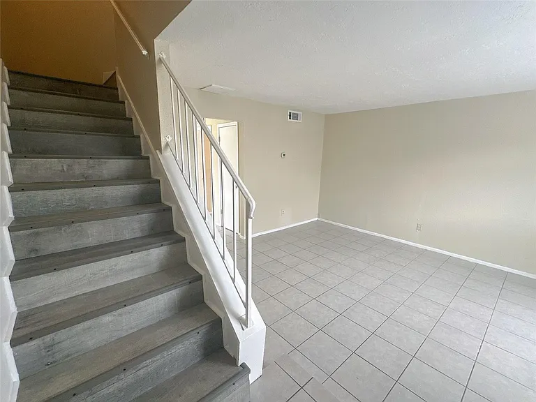 6518 S Briar Bayou Dr — Photo 7