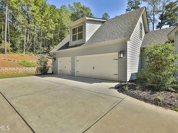 2nd image of 227 Northwynn Dr