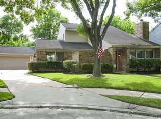 8007 Silver Fir Dr, Houston, TX 77095