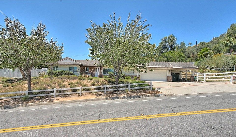 1st image of 615 Mount Olive Dr